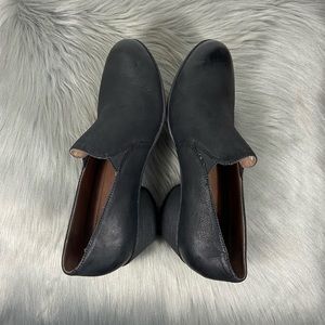 dansko robin shoe